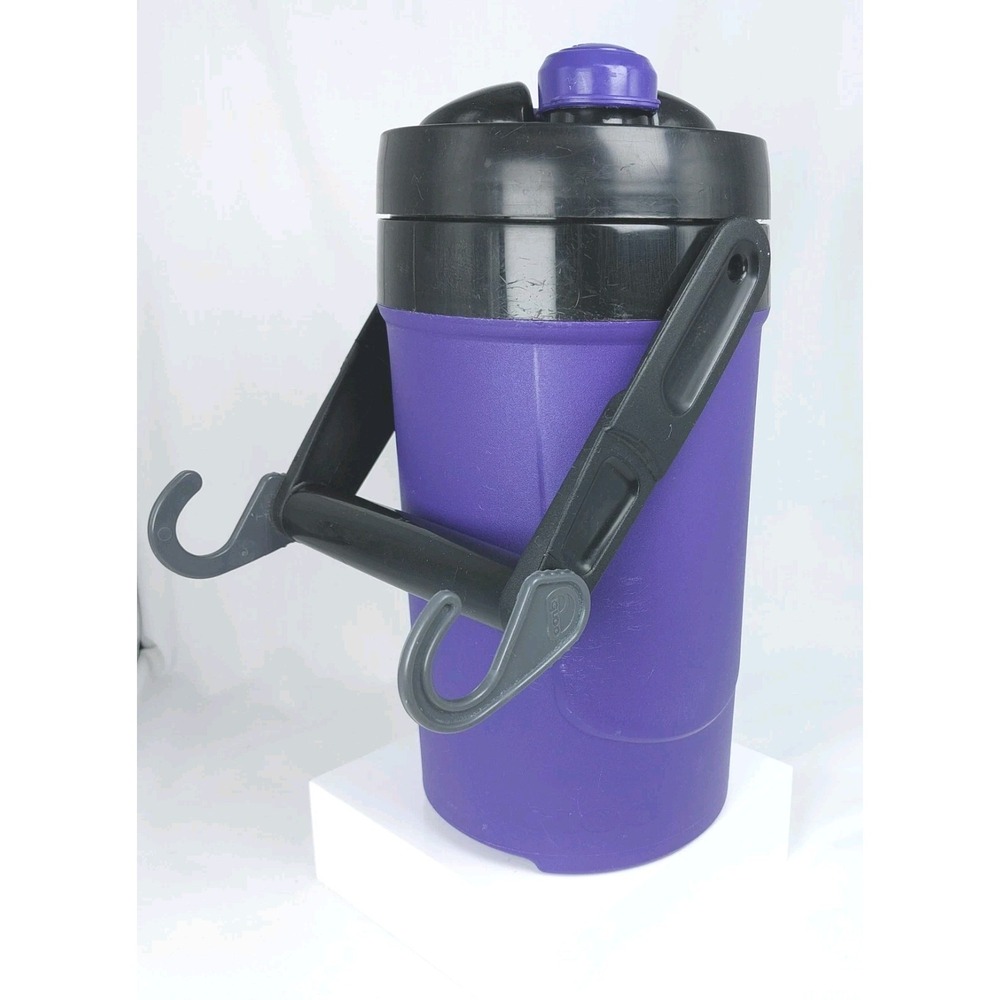 Igloo 1/2 Gallon Ultratherm Water‎ Jug Beverage Carry Purple Black Hooks Hanging